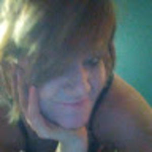 Meet your Posher, Caitlin